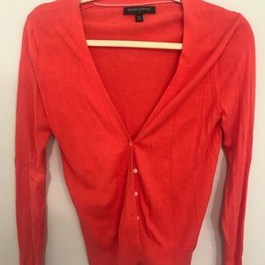 Banana republic lightweight v-neck cardigan- XS